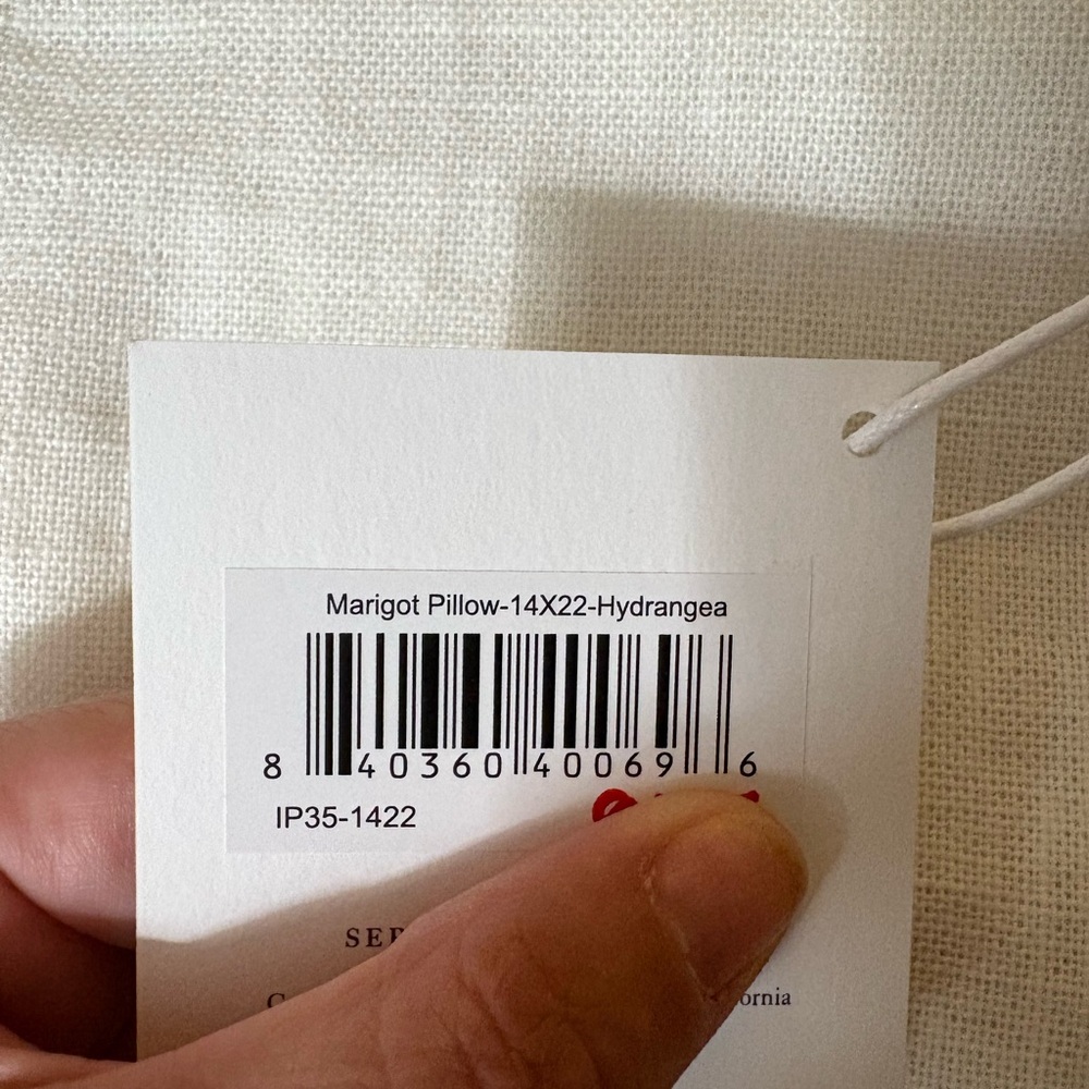 BNWT Serena and Lily Margot pillow cover - Picture 3 of 4